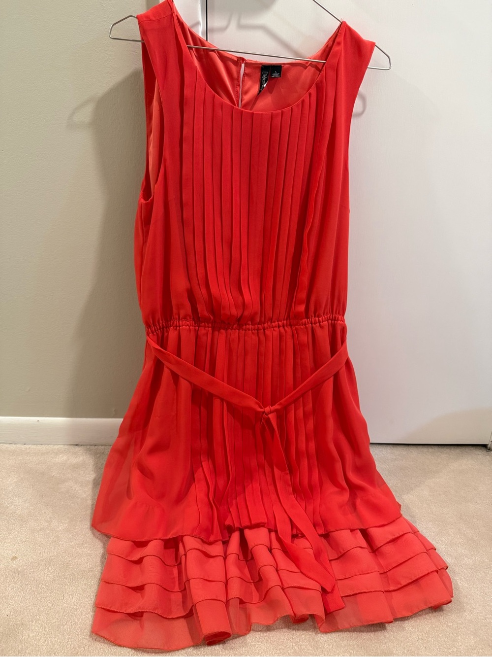 Relativity Orange/Red Pleated Sleeveless Dress with Waist Tie